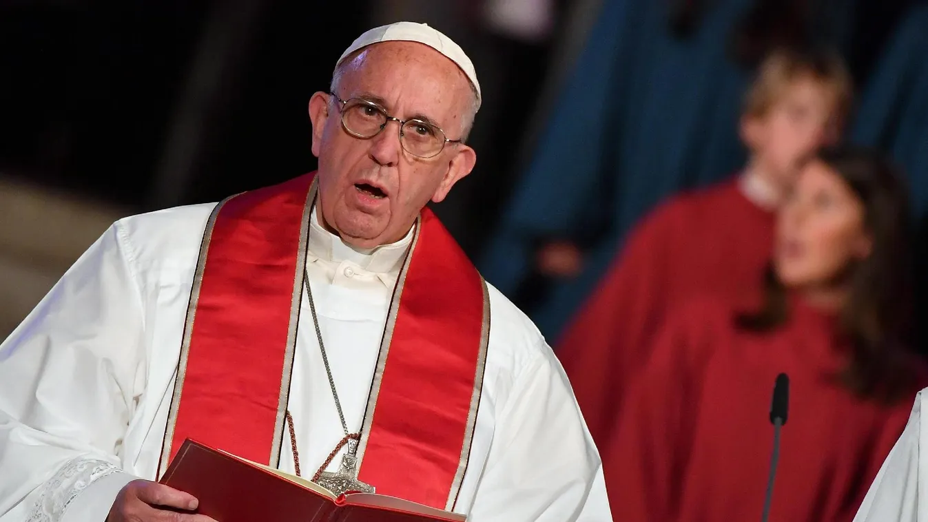 Történelmi látogatást tesz Ferenc pápa