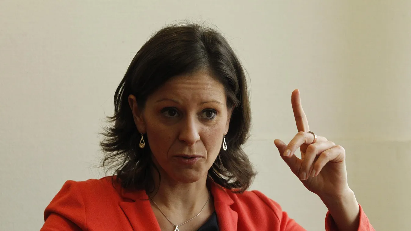 Szél Bernadett beperli Sallai Róbert Benedeket