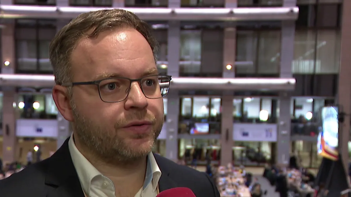 Európai híradó - Orbán Balázs: 8 órán át tartó vita volt az ülésteremben Ukrajna uniós csatlakozásáról + videó