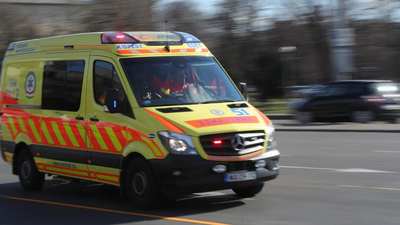 Kiesett egy kétéves gyermek egy második emeleti ablakból Sóskúton