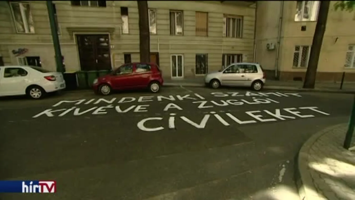 Hiába a felajánlás, tovább sátraznak a civilek