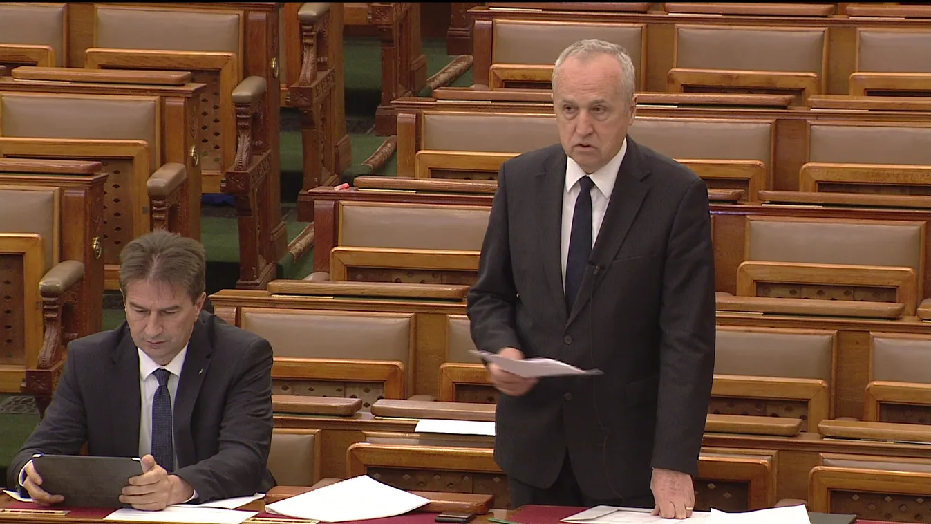 Kontrát Károly: 2010 előtt az önkormányzatok eladósodtak