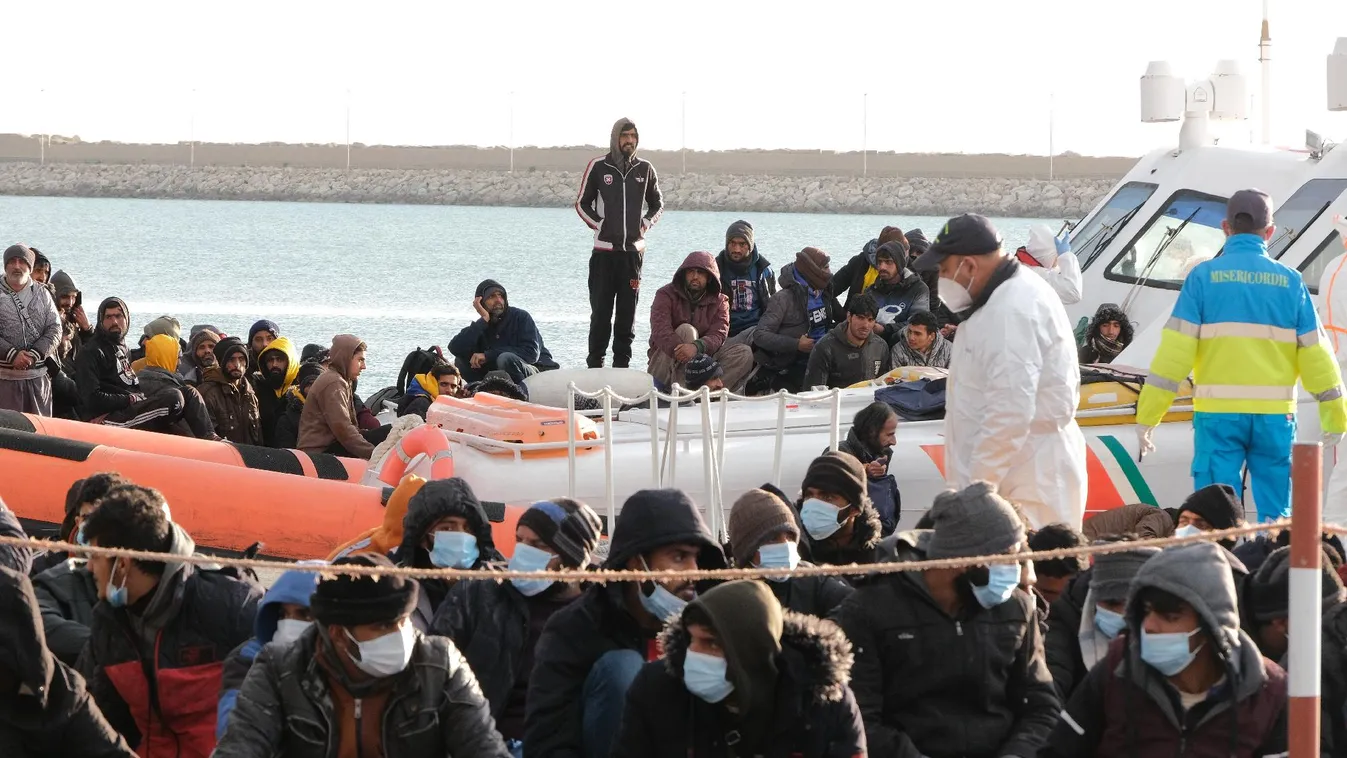 Sokkoló jóslat Olaszországból - a jövőben 650 ezer bevándorló kelhet útra