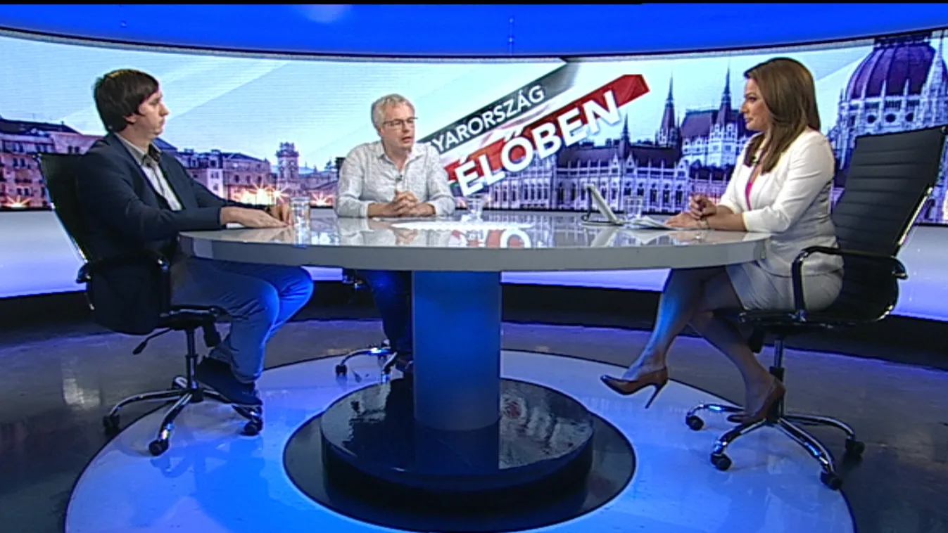 Az ujja köré tudja csavarni Orbánt