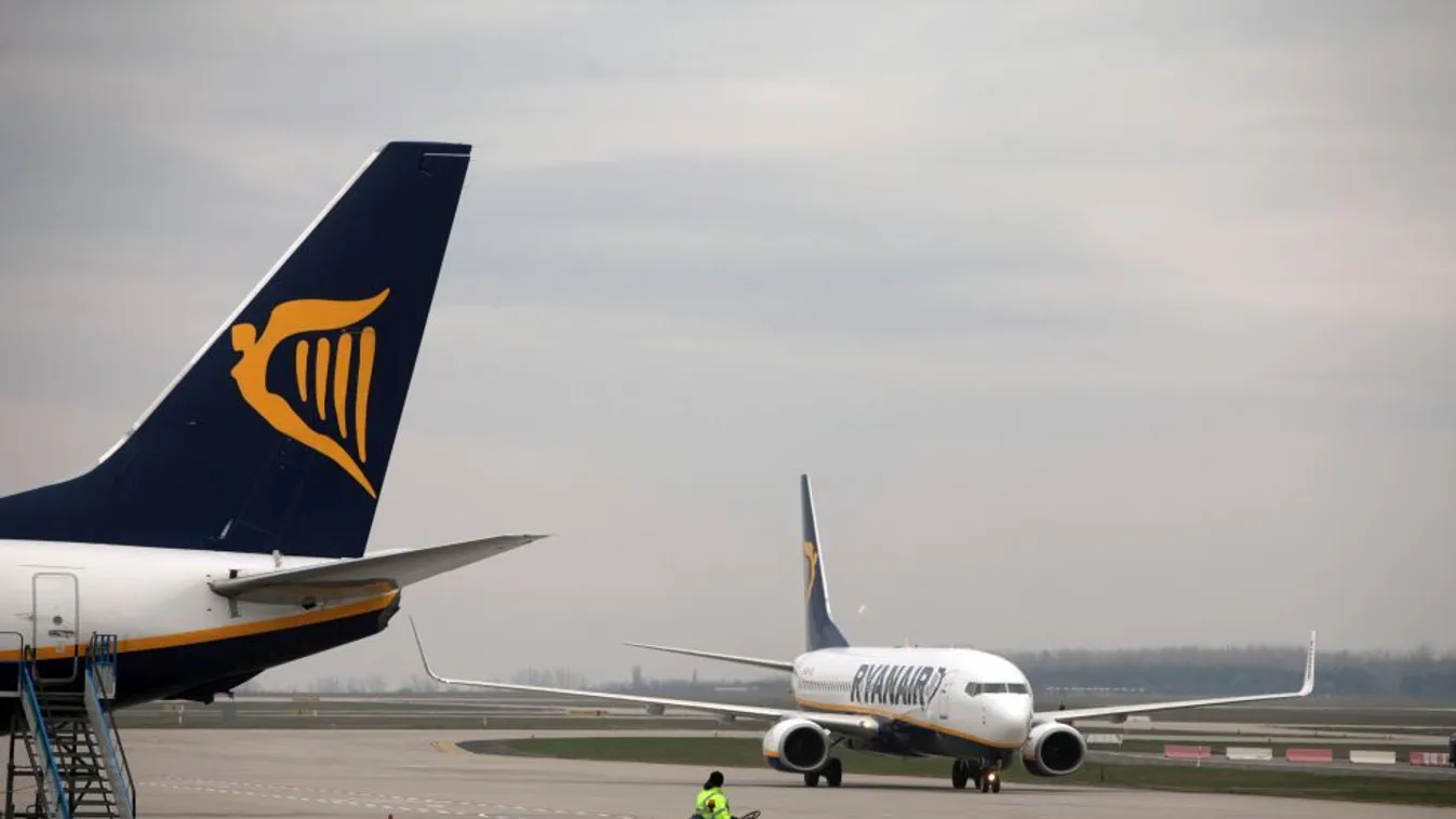 Késések miatt ritkít a Ryanair