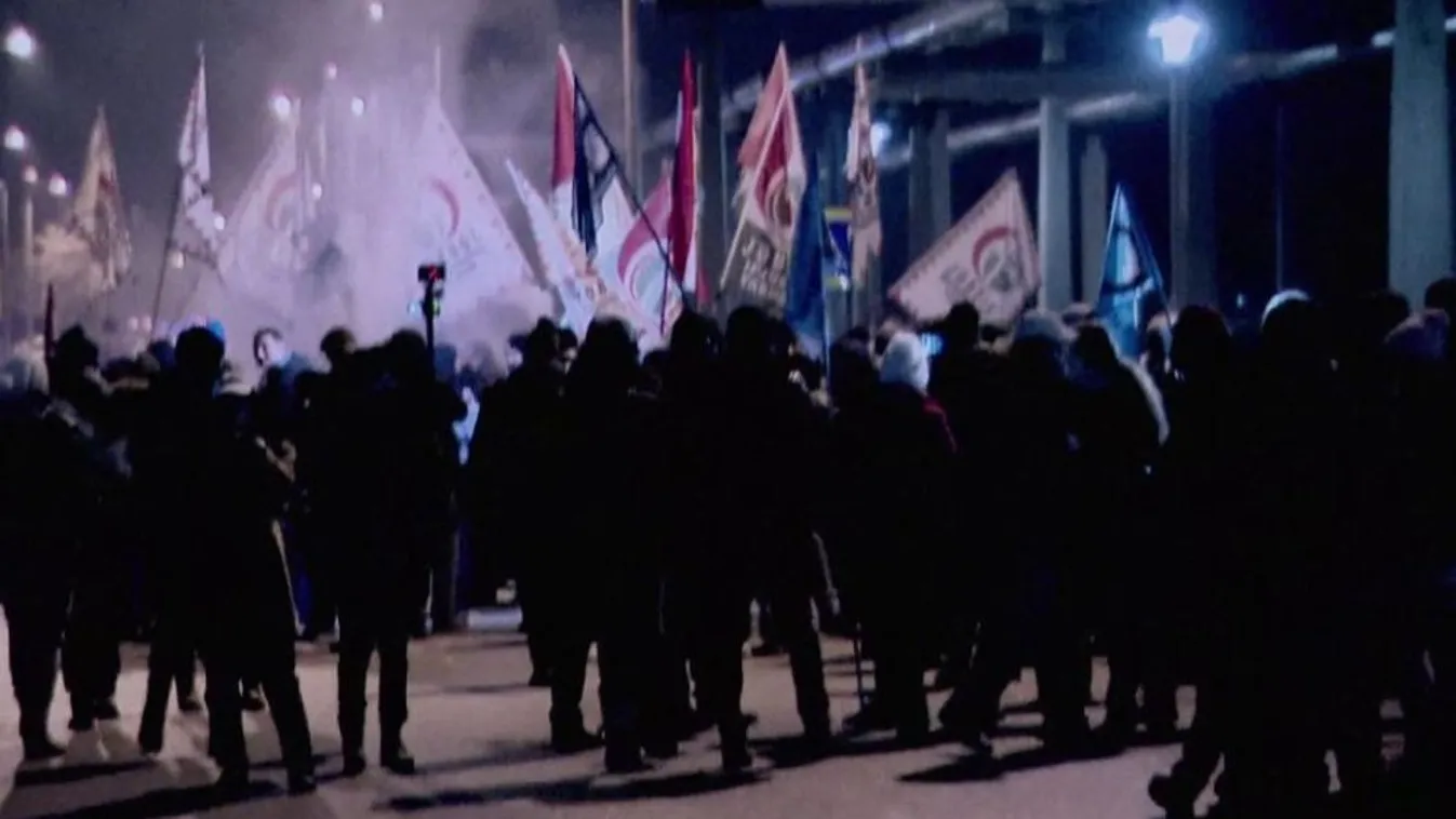 A Momentum és a DK verheti szét az ellenzéki összefogást