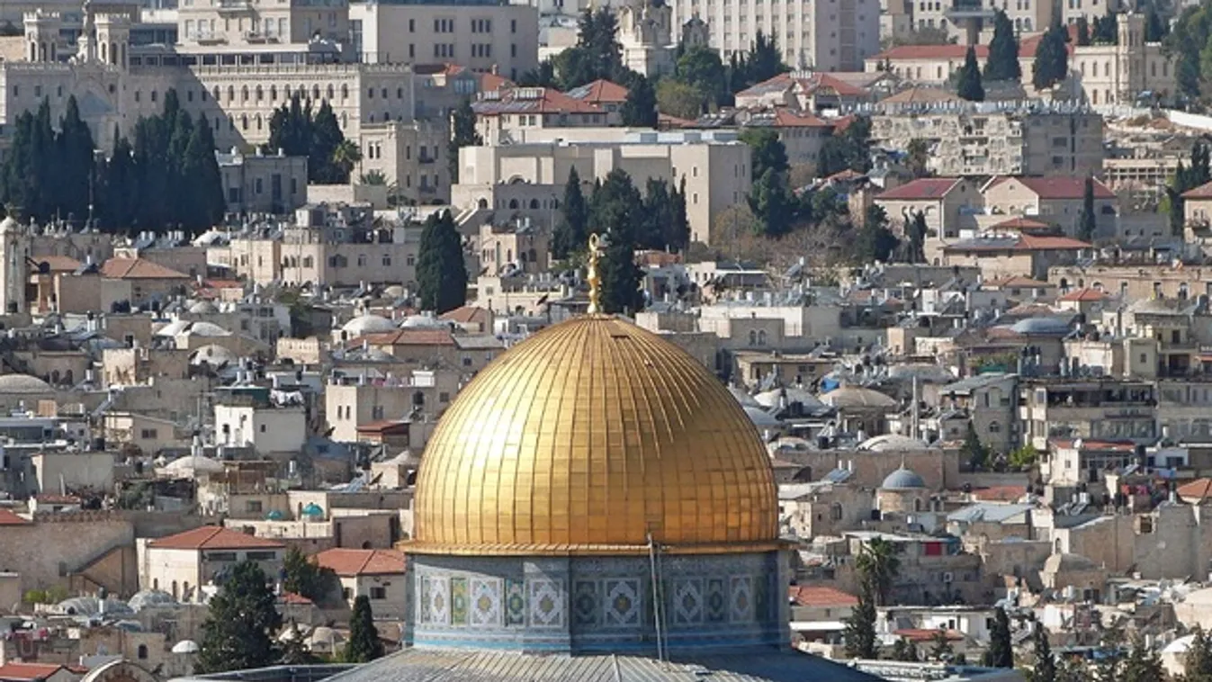Összecsapások voltak Jeruzsálemben a Templom-hegyen a muzulmán hívők és a rendőrség között