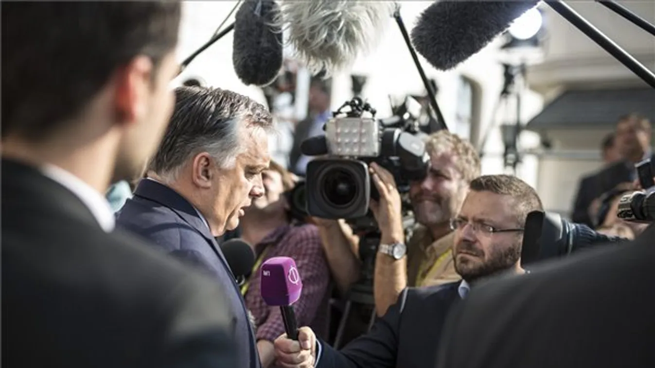 Orbán több tiszteletet kért Schulztól