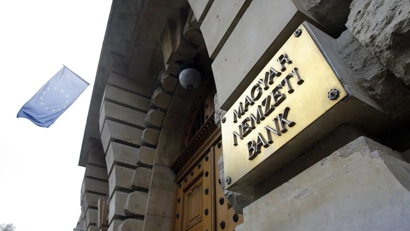 Pert vesztett a jegybank