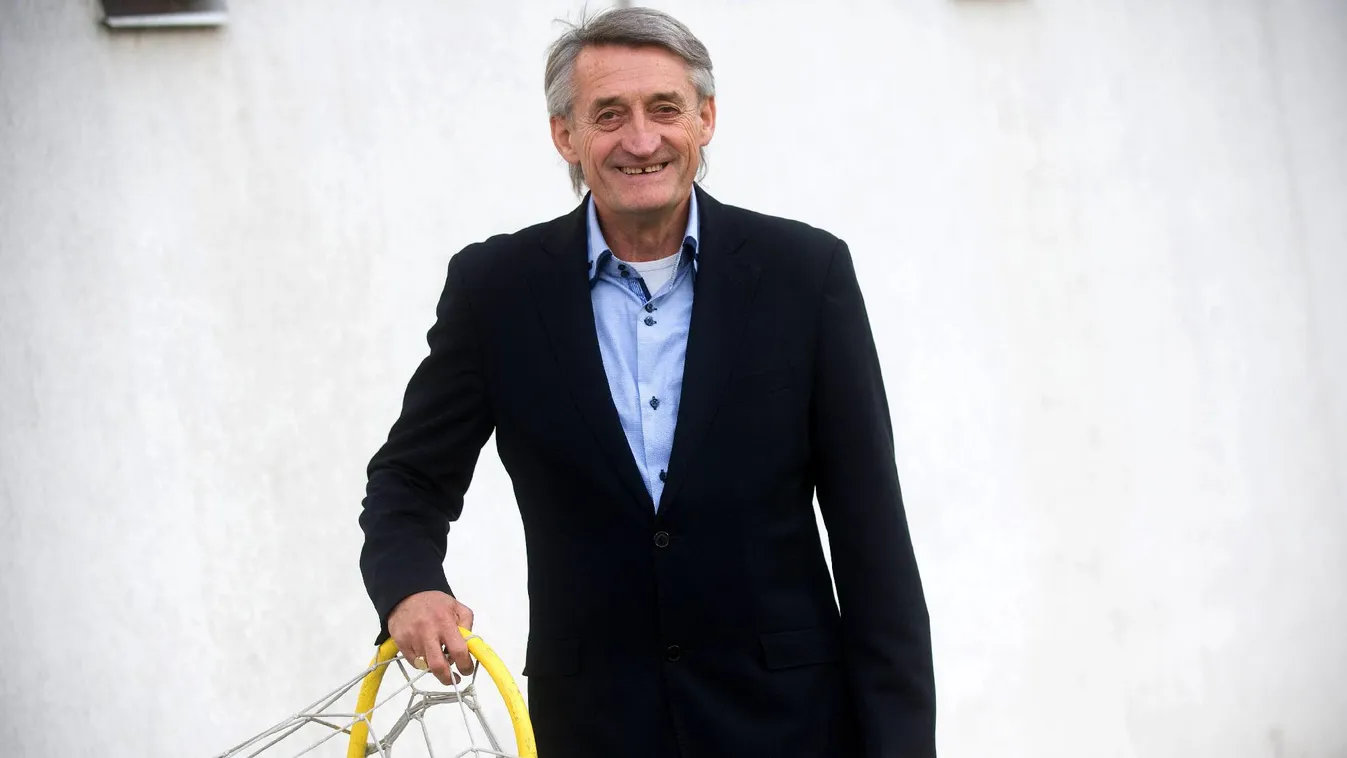 A jelszó: mindenkiért, senki ellen