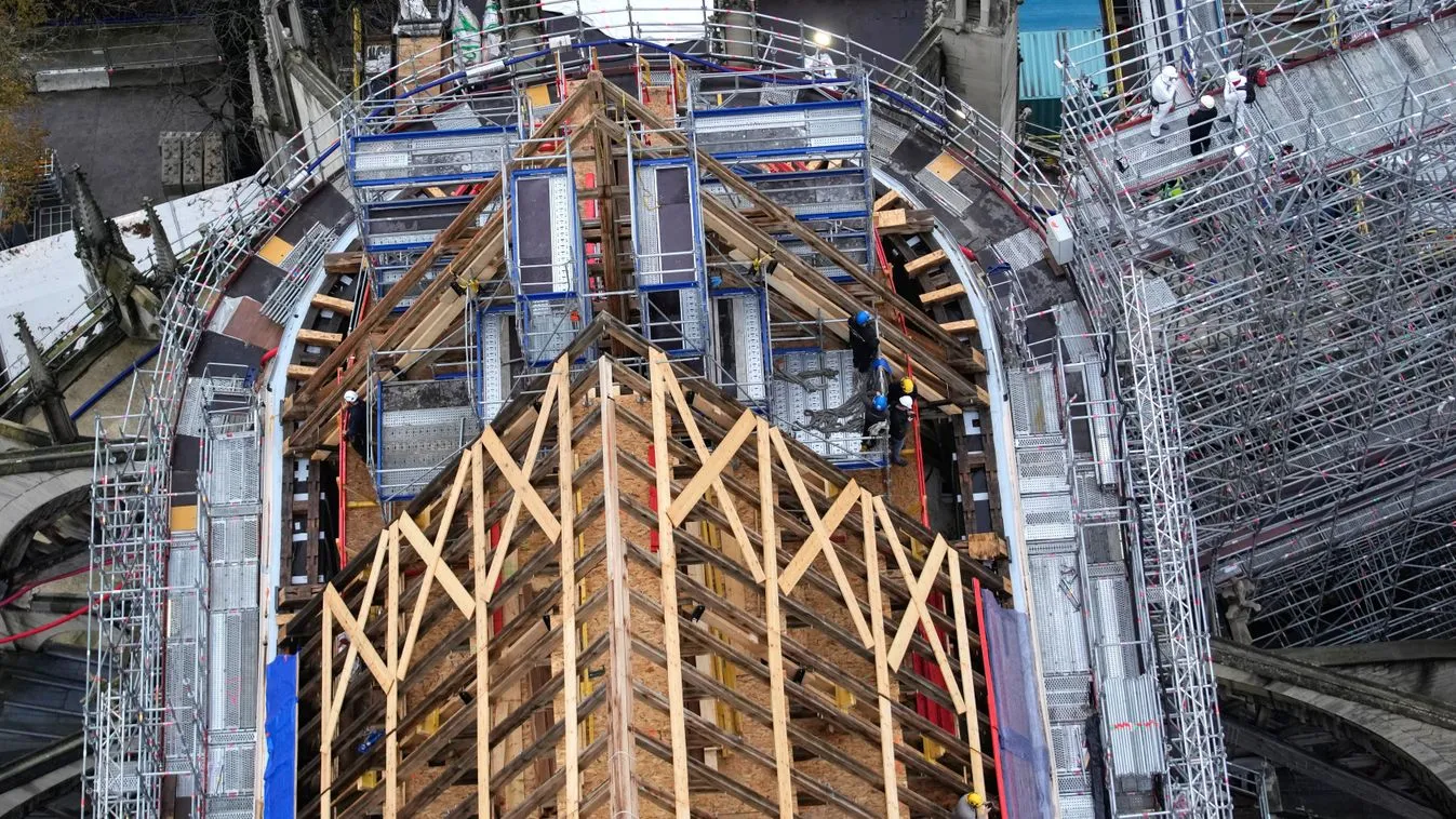 Újabb fázissal került közelebb a Notre-Dame átadása