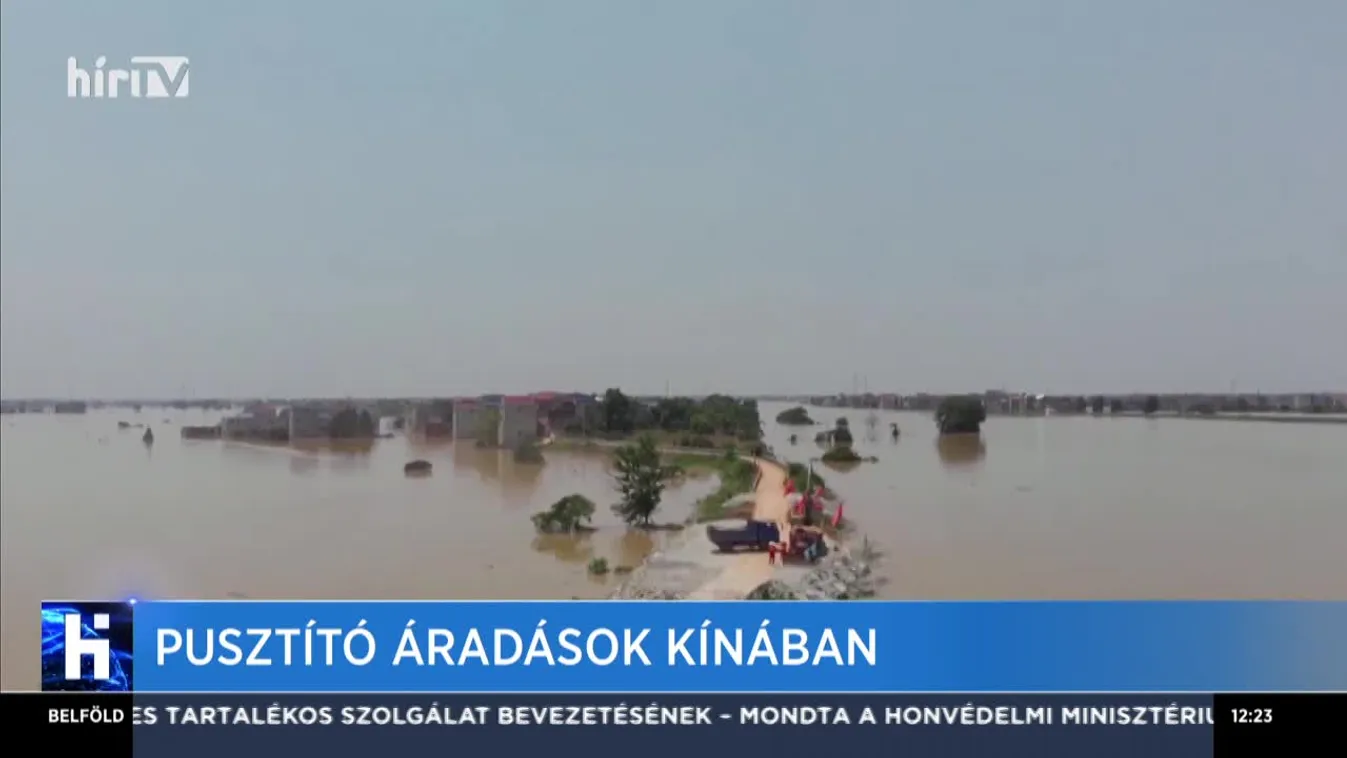 Pusztító áradások Kínában