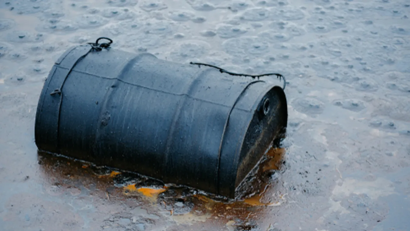 Ismeretlen eredetű olajfolt szennyezte be Izrael teljes partvonalát