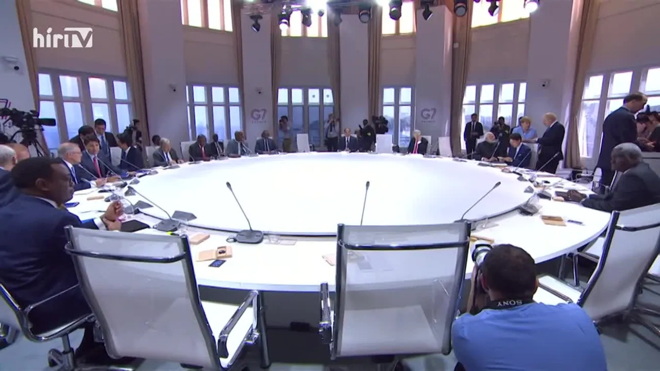Hírvilág: G7 csúcstalálkozó Franciaországban