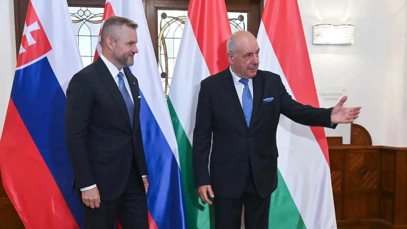 Sulyok Tamás: Erősíteni kell a kétoldalú párbeszédet Szlovákiával