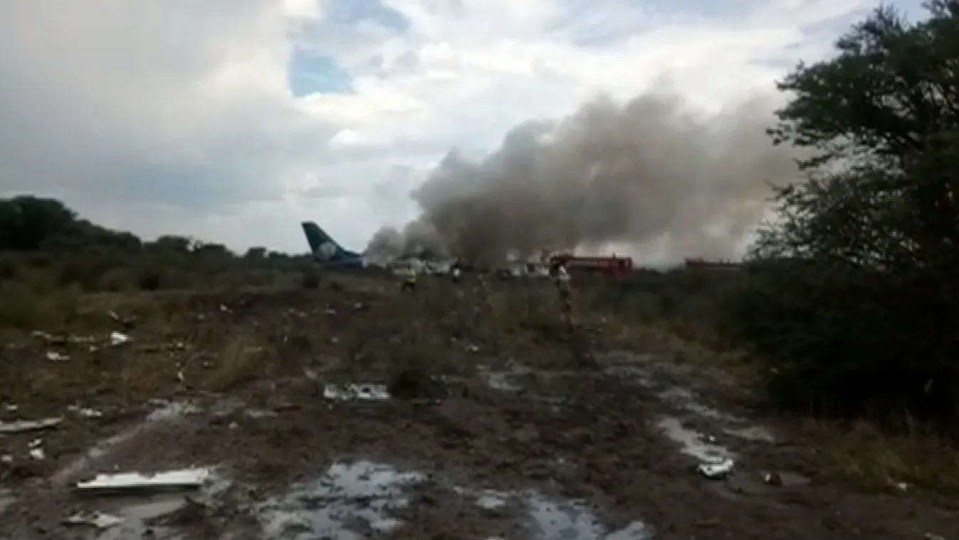 Mexikói repülőbaleset: rengeteg a sérült, de mindenki túlélte