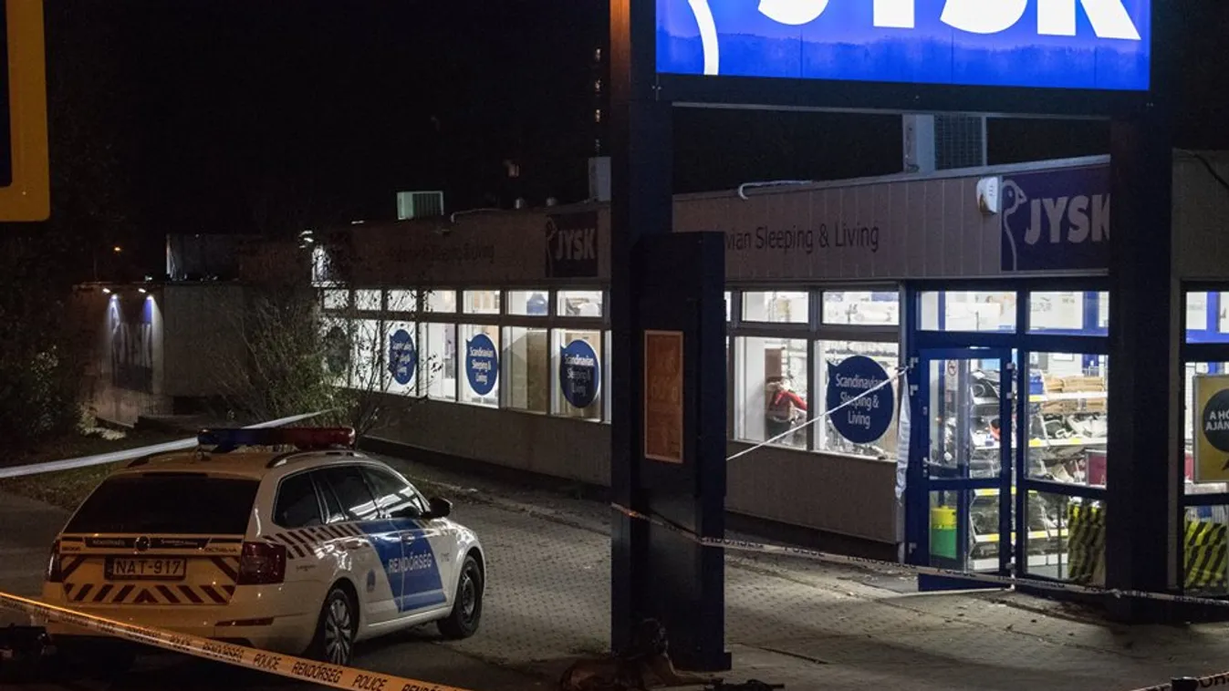 Fegyvernek látszó tárggyal próbált rabolni