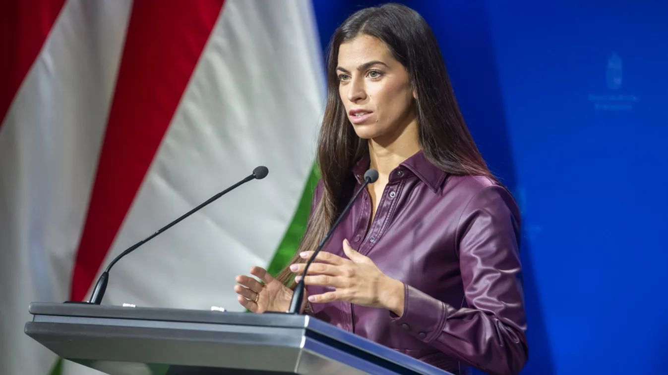 Szentkirályi: A kormány minden egyes magyar munkahelyért meg fog küzdeni