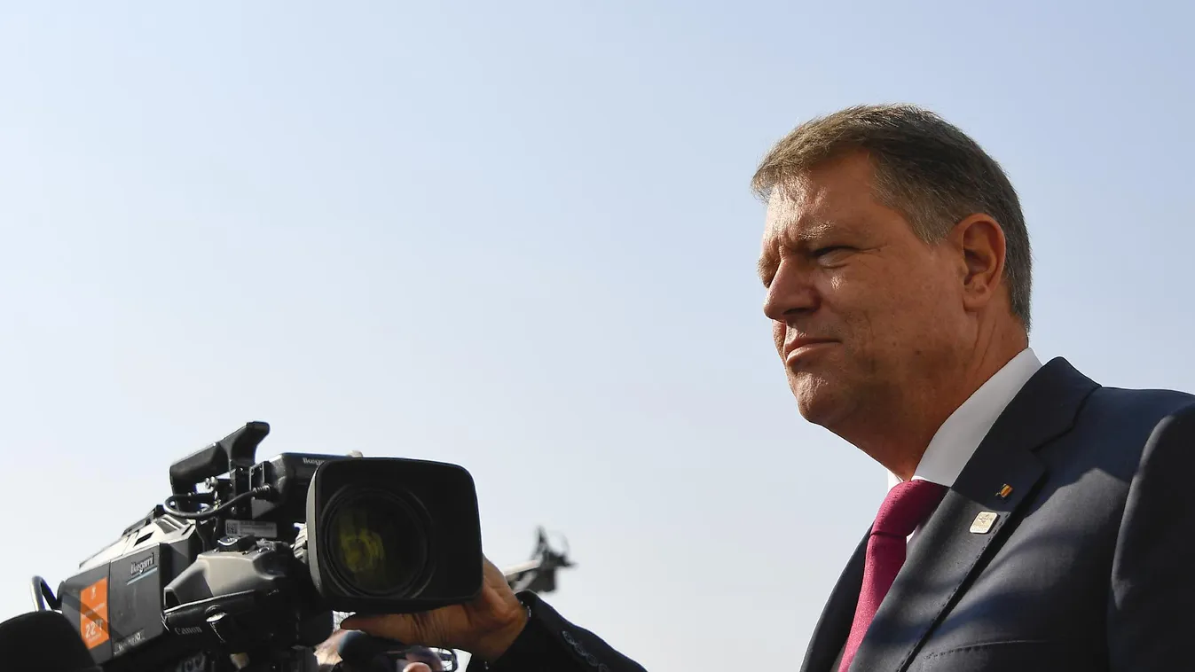 ActiveWatch: az államfő szembemegy Brüsszellel a nyelvhasználati jogok terén