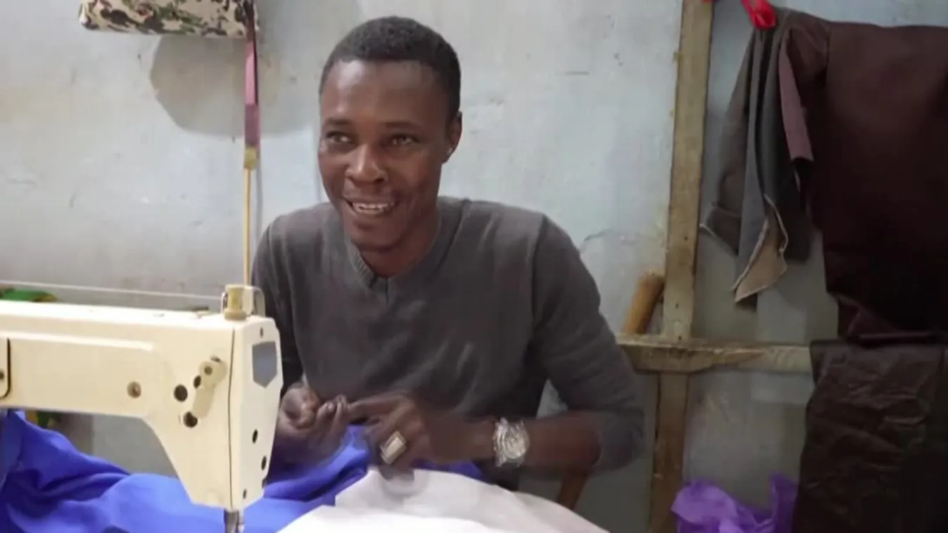 Hatalmas a kereslet az orosz zászlókra Nigerben