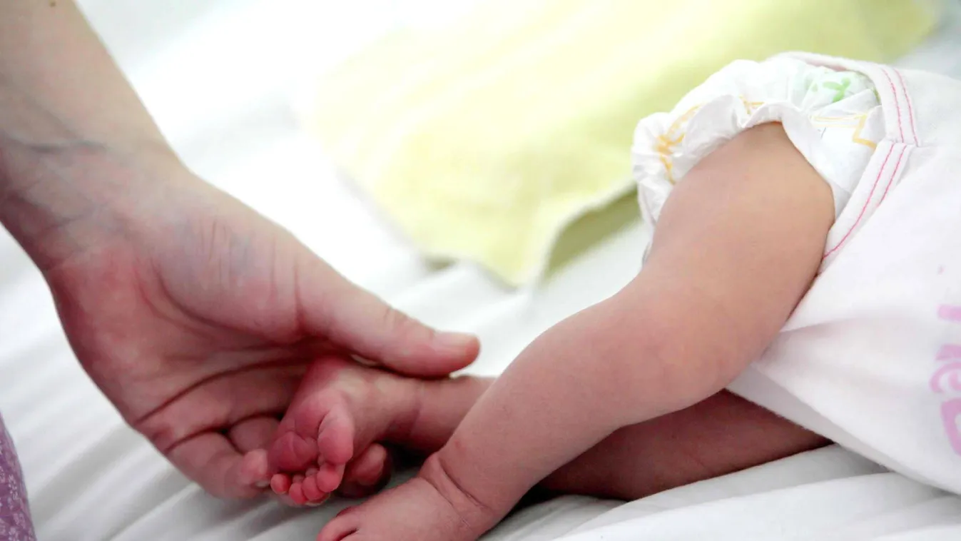 Holtan találtak egy csecsemőt Sülysápon