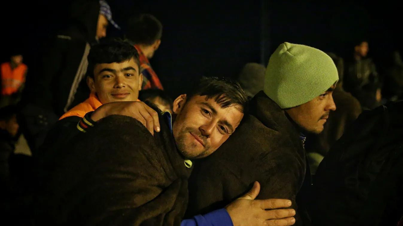 Román teherautóban elbújva próbált Magyarországra jutni 19 bevándorló