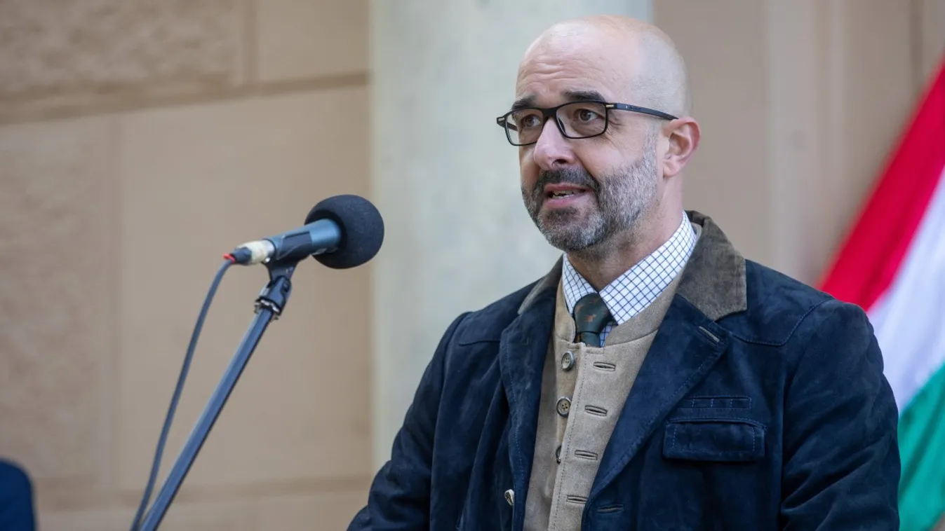 Kovács Zoltán: A gyermek szexuális nevelése kizárólag a szülő joga