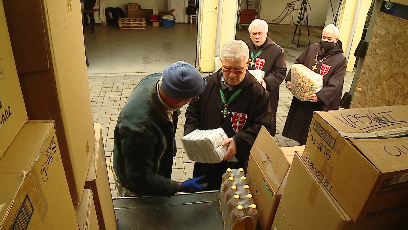 Péntek óta Szolnokon is gyűjtik az adományokat