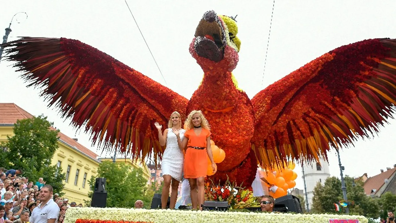 Debreceni virágkarnevál - Tizennyolc virágkocsi lesz látható a felvonuláson