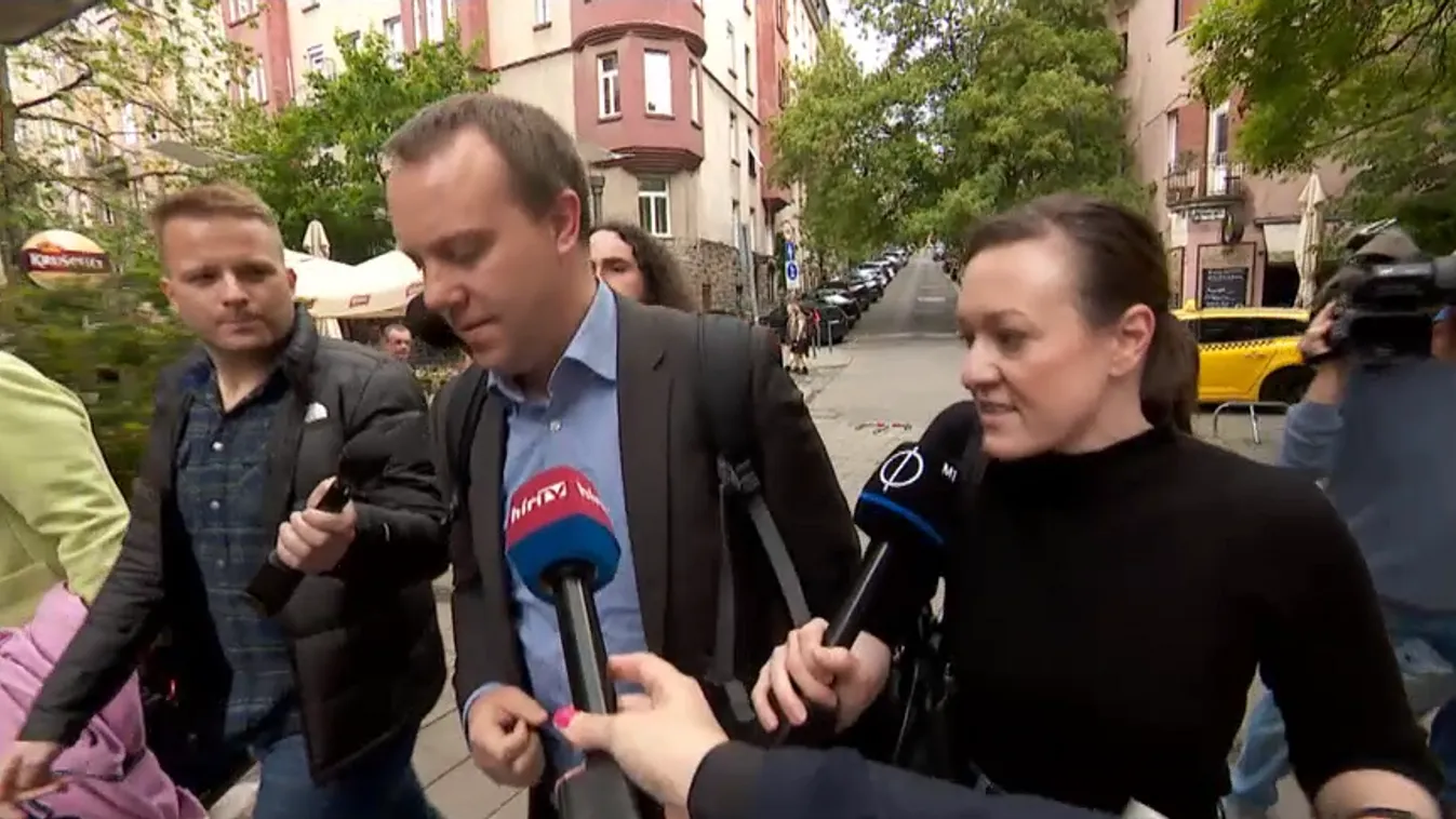 Budapestre érkezett az EP-delegáció