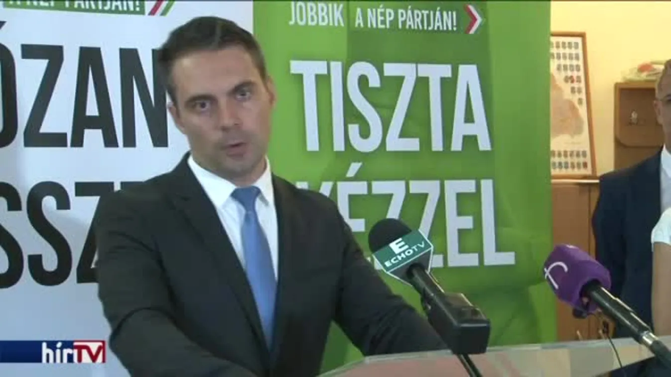 Jobbik: Hiba lenne magunkra haragítani Oroszországot
