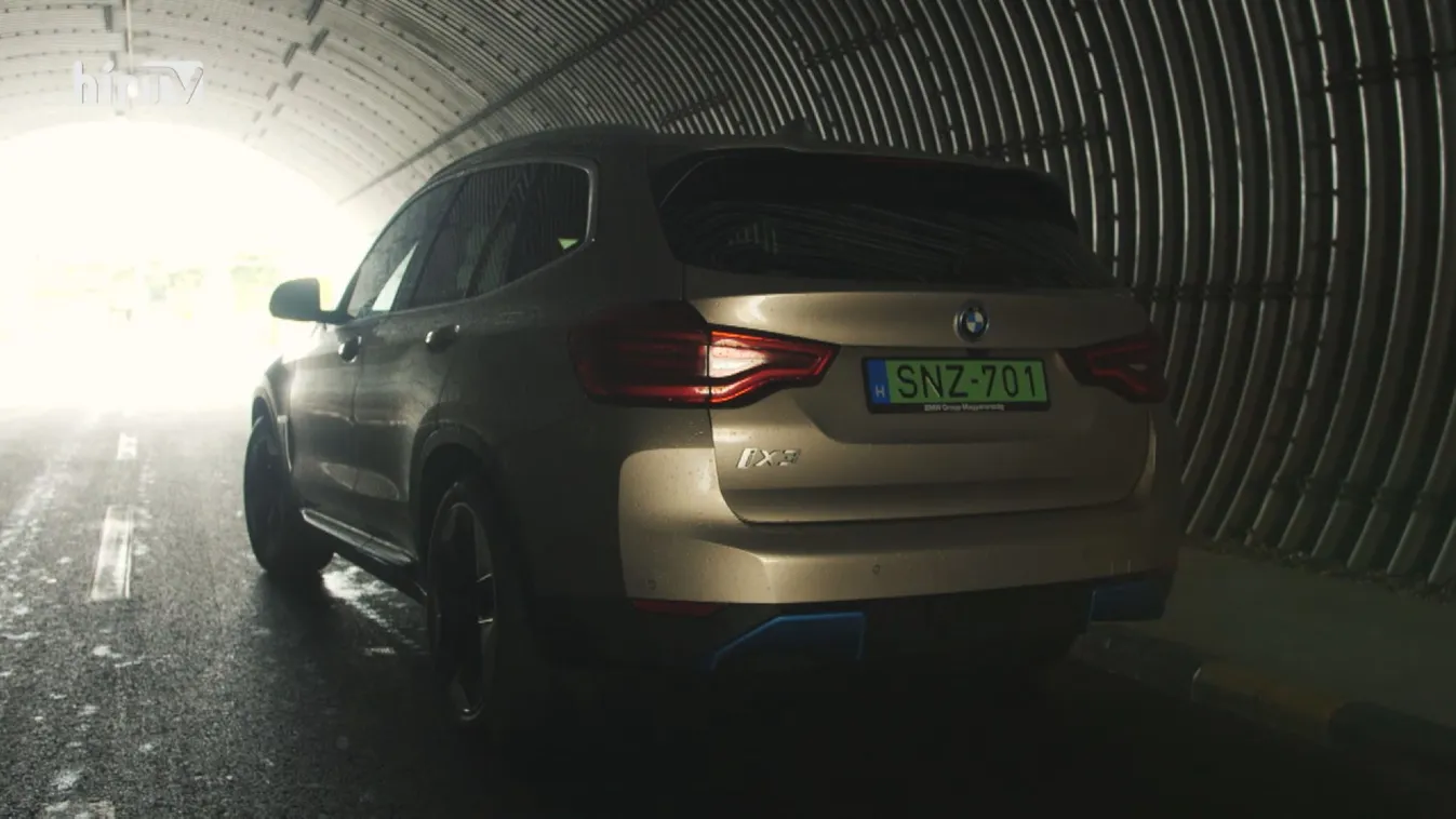Garázs: Kipróbáltuk a BMW X3 elektromos változatát