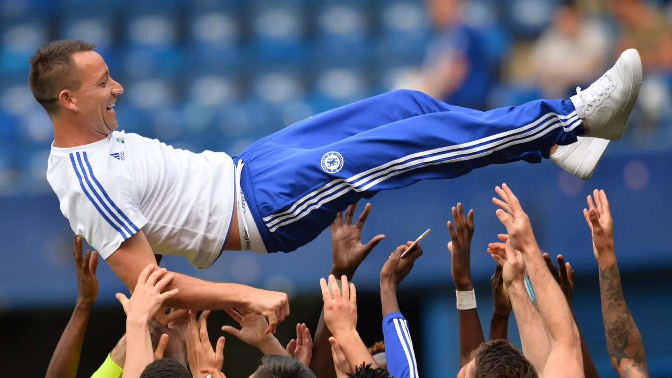 Hivatalos: távozik a Chelsea csapatkapitánya