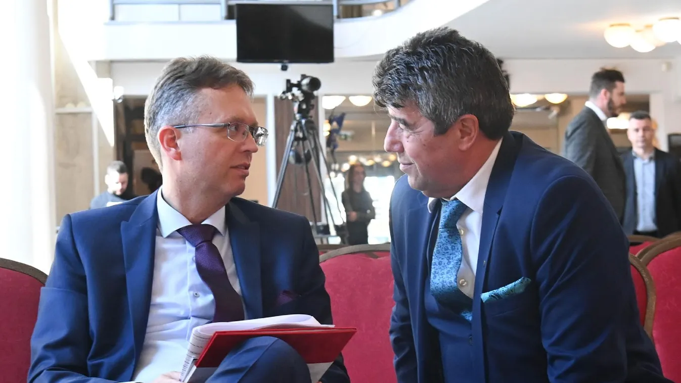 Hankó Balázs: minimum évi 25 milliárd forintot biztosít a közös működtetésű színházak támogatására a kormányzat