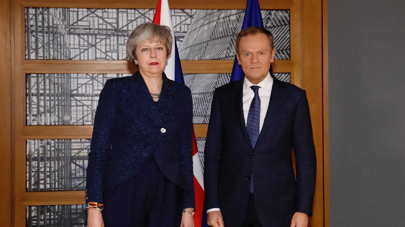 Hajlandó elhalasztani a brexitet az Európai Unió