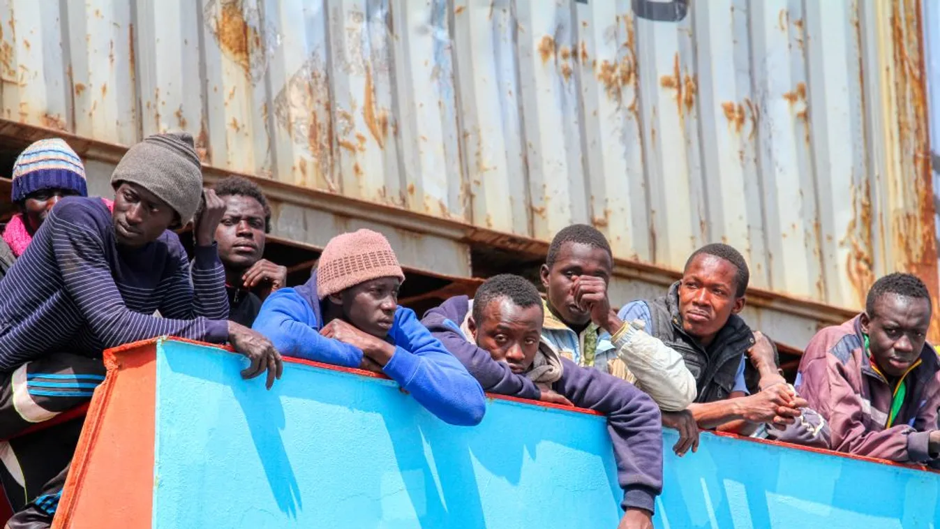 Négyzetre emelkedik a problémánk, ha Róma kitárja Európa kapuit