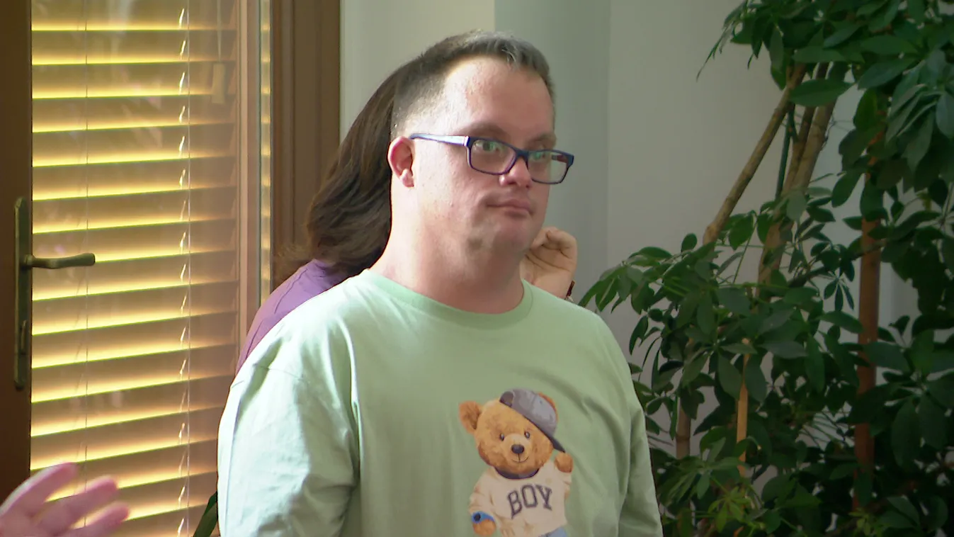 Radar - Adni jó! Ez az életem + videó