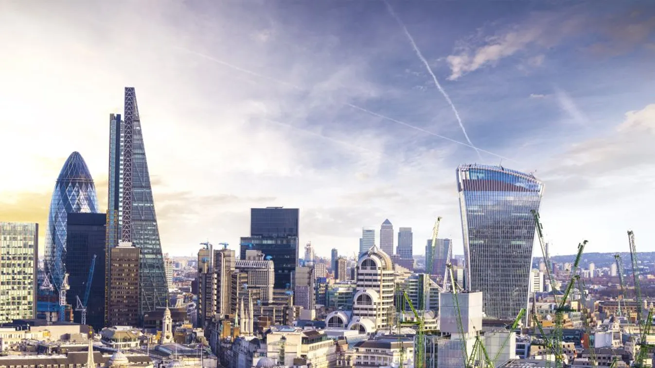 Elkerülte a recessziót a brit gazdaság a harmadik negyedévben