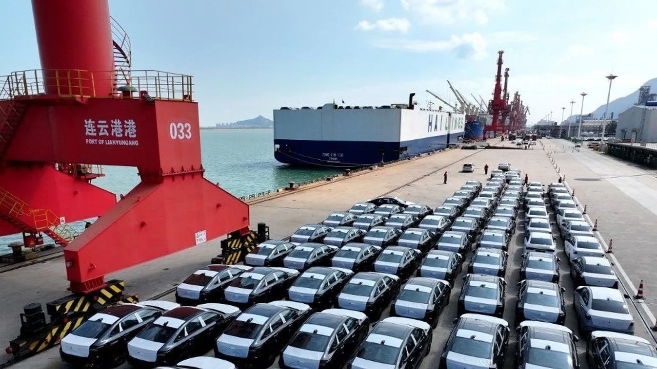 Megszavazta az EU: büntetővámokat vetnek ki a kínai elektromos autókra + videó