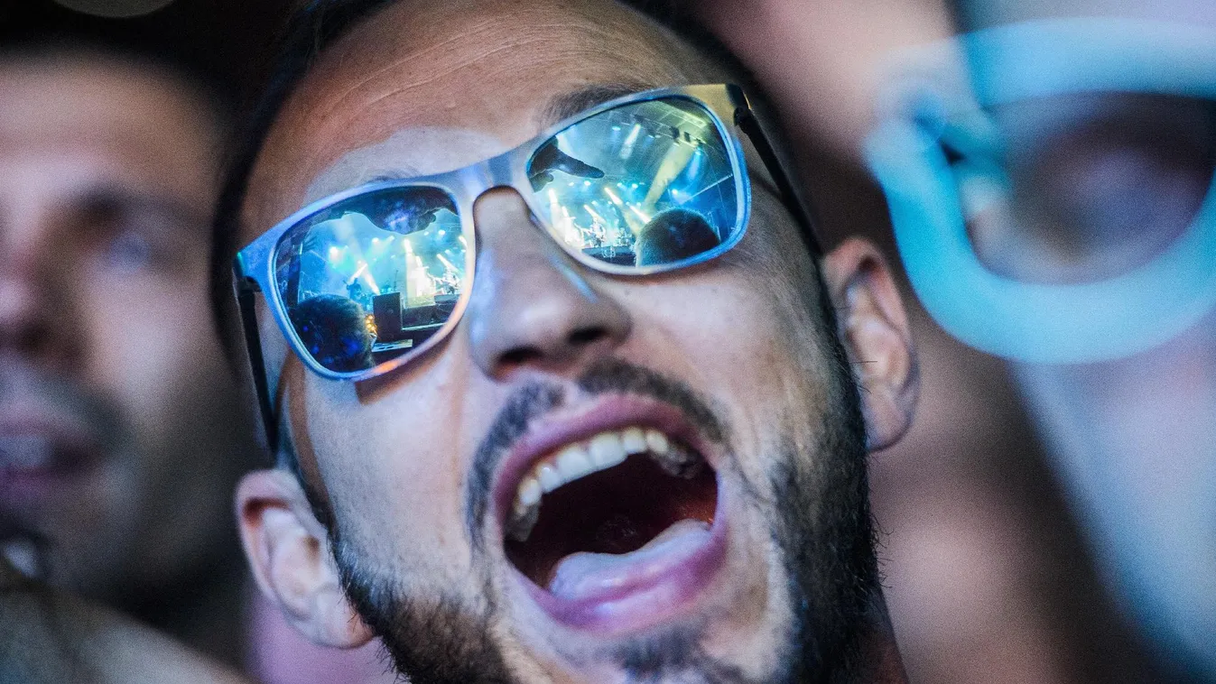 Safety First – Reggeli járat