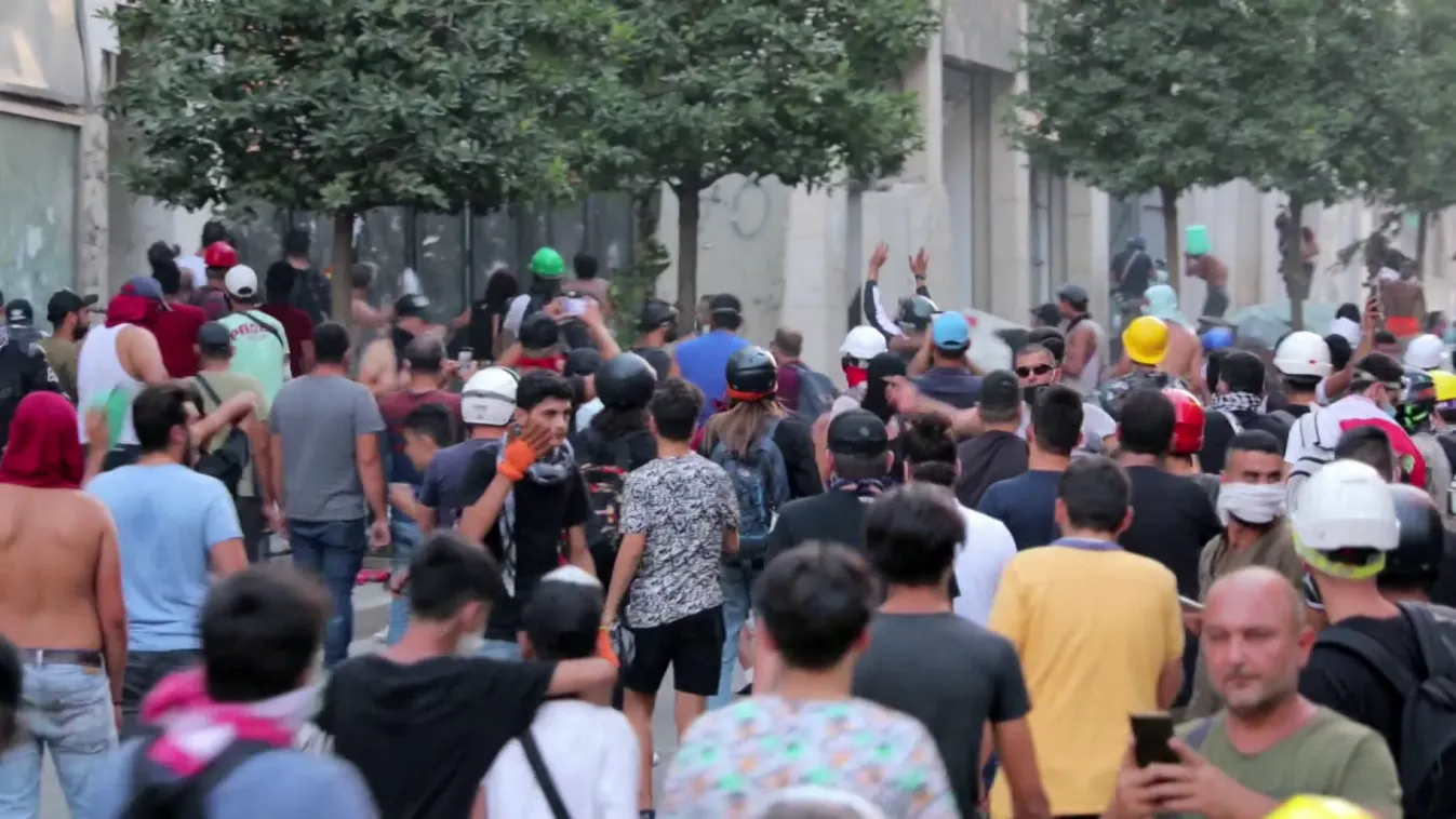 Többen megsérültek Bejrútban a rendfenntartó erőkkel történt összecsapásokban