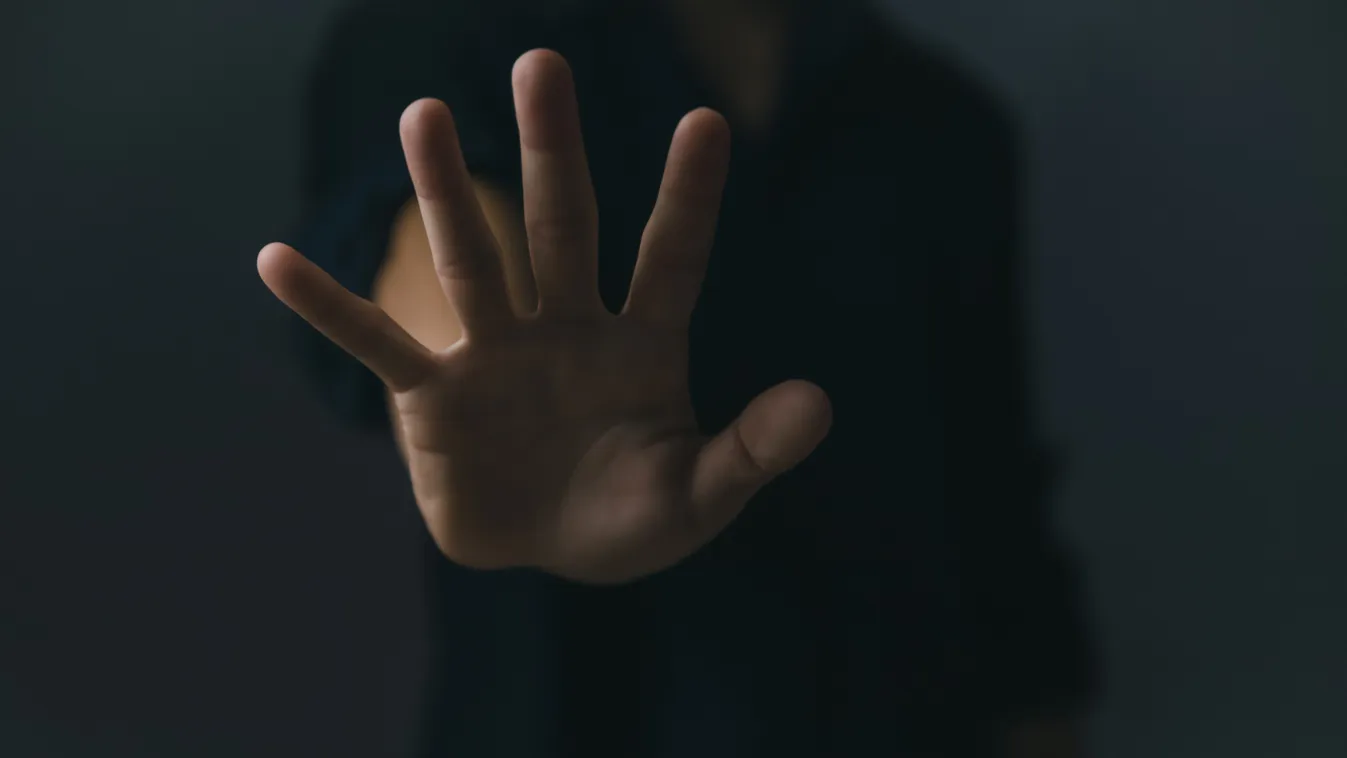 Hajléktalan társuk megölése miatt emeltek vádat két férfi ellen Zalában