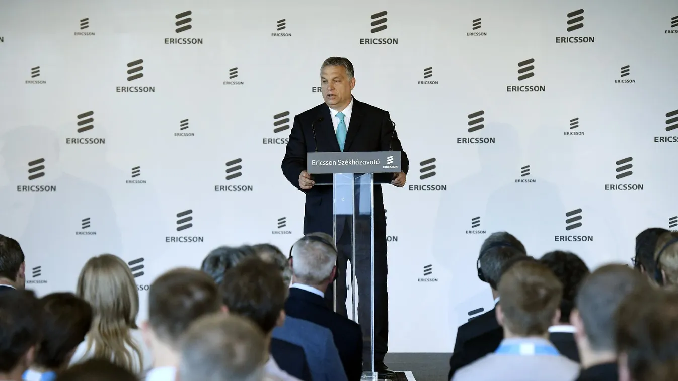 Orbán: A magyarok már mernek magyarul gondolkodni
