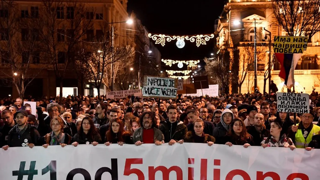 Soros György emberei tüntetnek Szerbiában is?