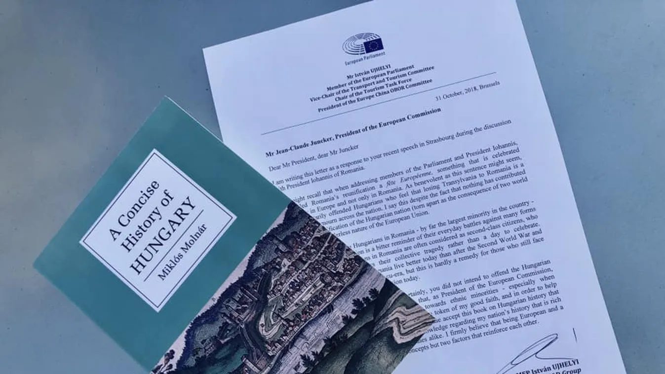 Ujhelyi történelemkönyvet küldött Junckernek