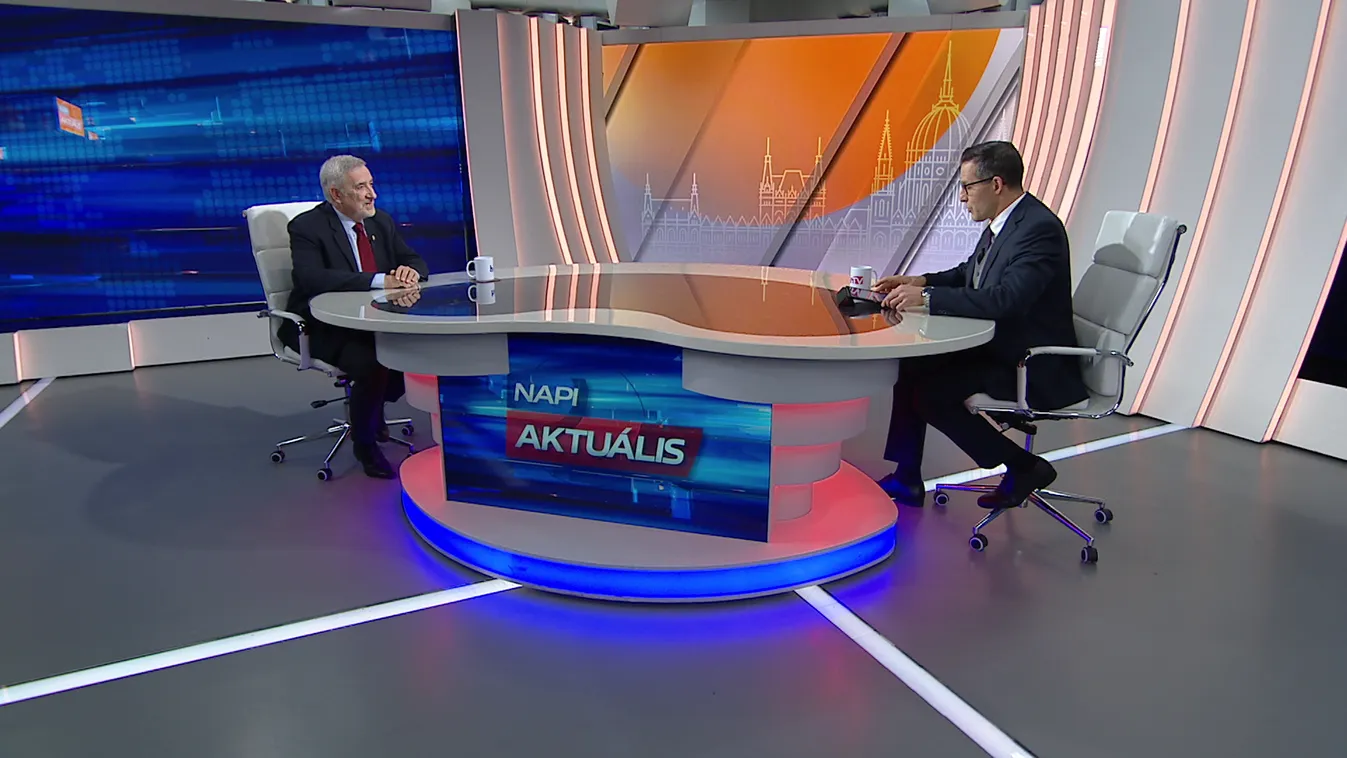 Halász János: A brüsszeli elitnek meg kell hallania az emberek hangját