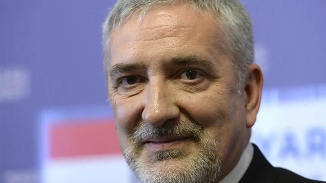 Halász János: A bevándorlásellenes és bevándorláspárti erők állnak szemben