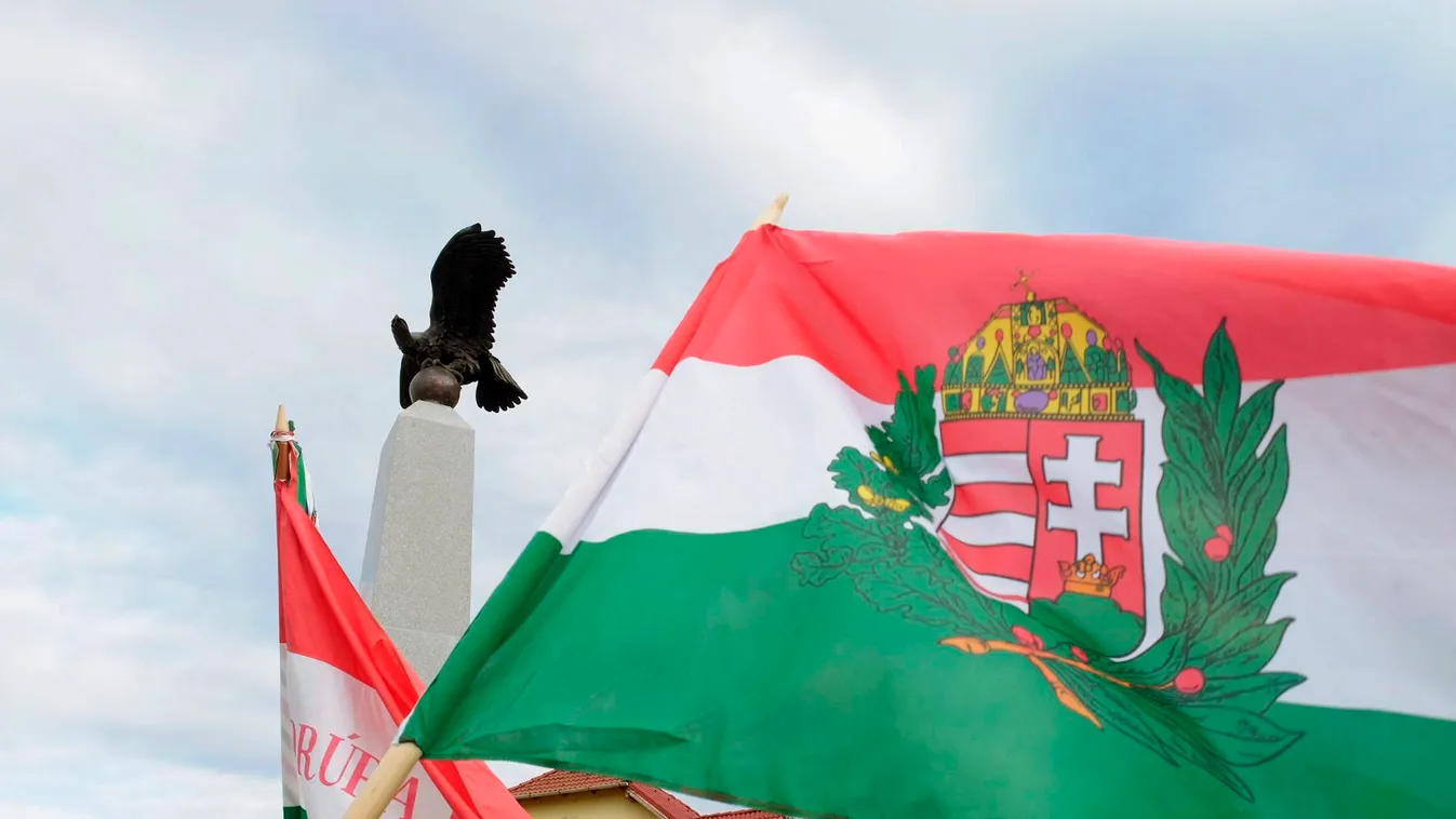 Gajdics Ottó: El kell menni