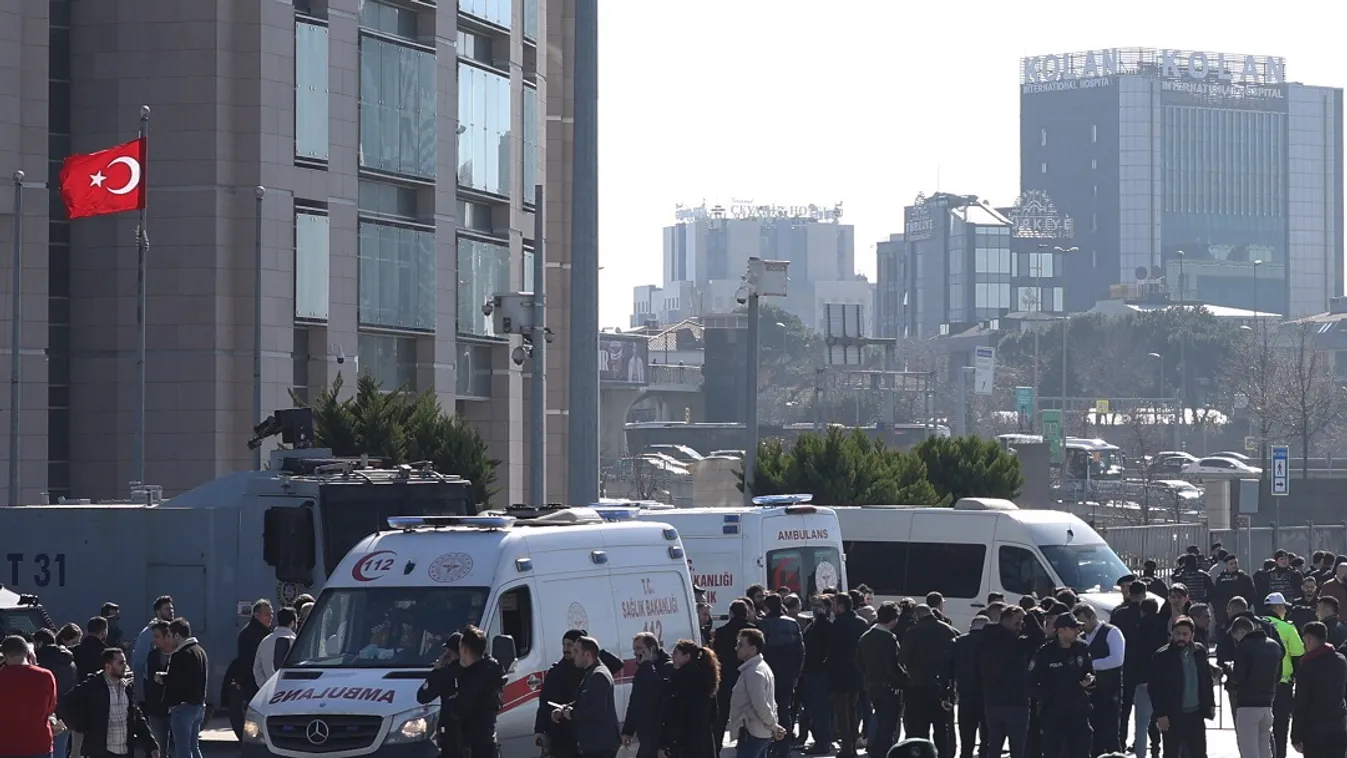 Merénylőkkel végeztek Isztambulban + videó