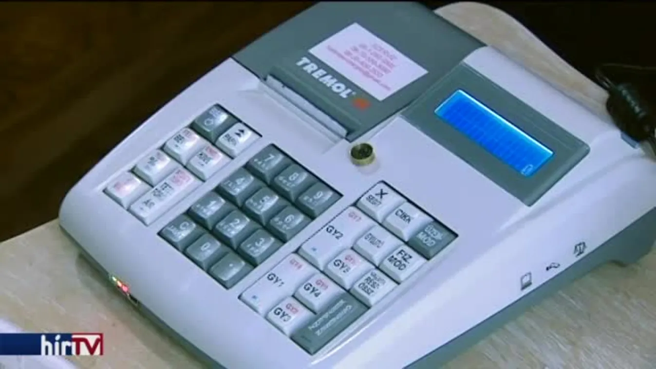 Parragh: Nem old meg minden problémát az e-pénztárgép